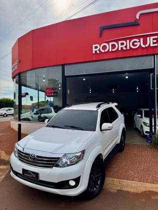 TOYOTA HILUX SW4 2.7 SR 4X2 16V FLEX 4P AUTOMÁTICO TOYOTA HILUX SW4 2.7 SR 4X2 16V FLEX 4P AUTOMÁTICO
